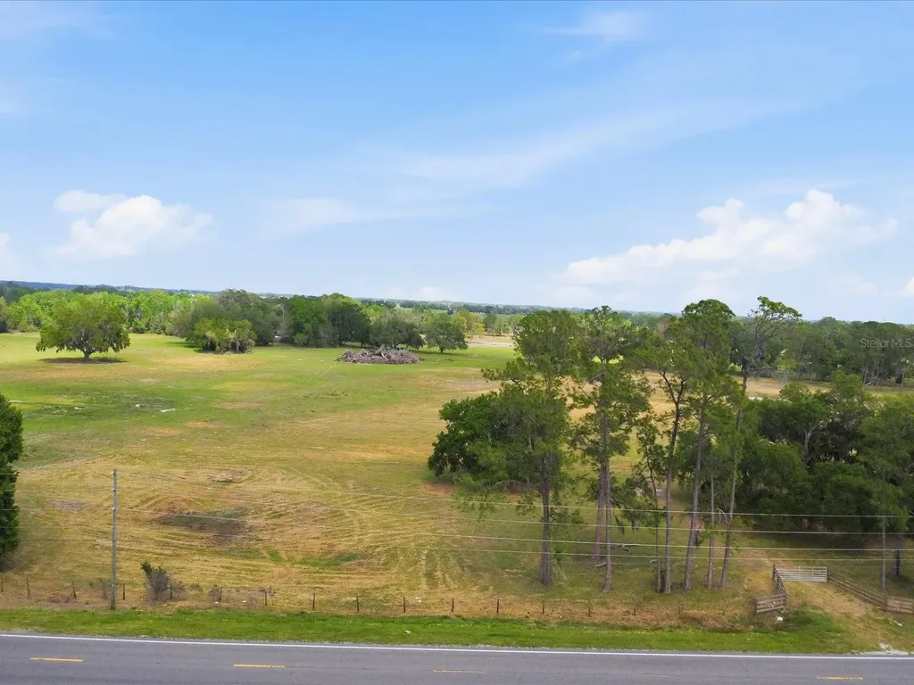 County Road 469 Center Hill FL 33514