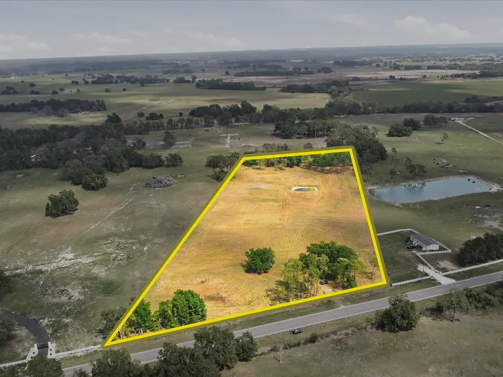 County Road 469 Center Hill FL 33514