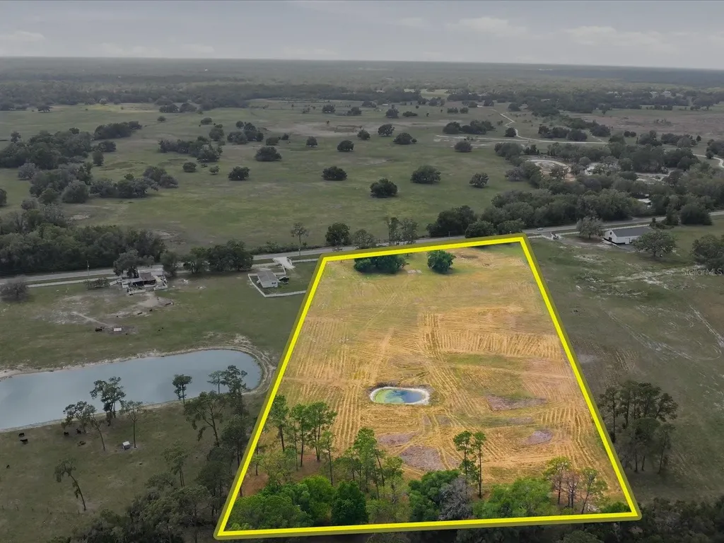 County Road 469 Center Hill FL 33514
