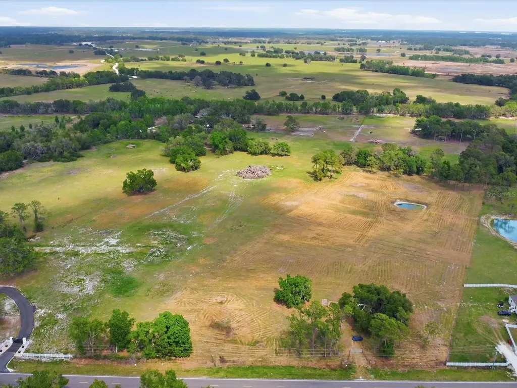 County Road 469 Center Hill FL 33514