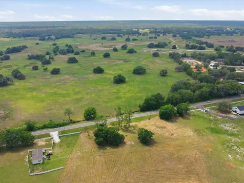 County Road 469 Center Hill FL 33514