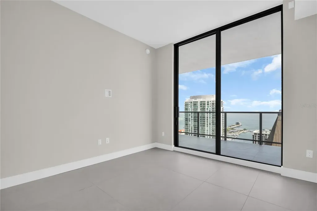 275 1st Avenue S St Petersburg FL 33701