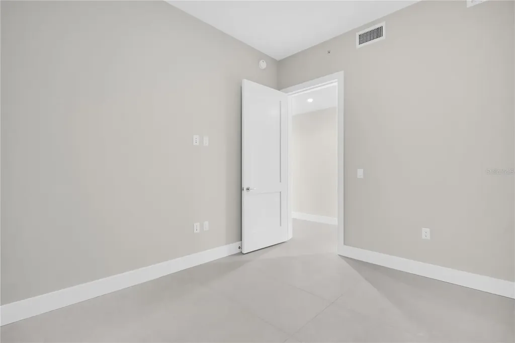 275 1st Avenue S St Petersburg FL 33701