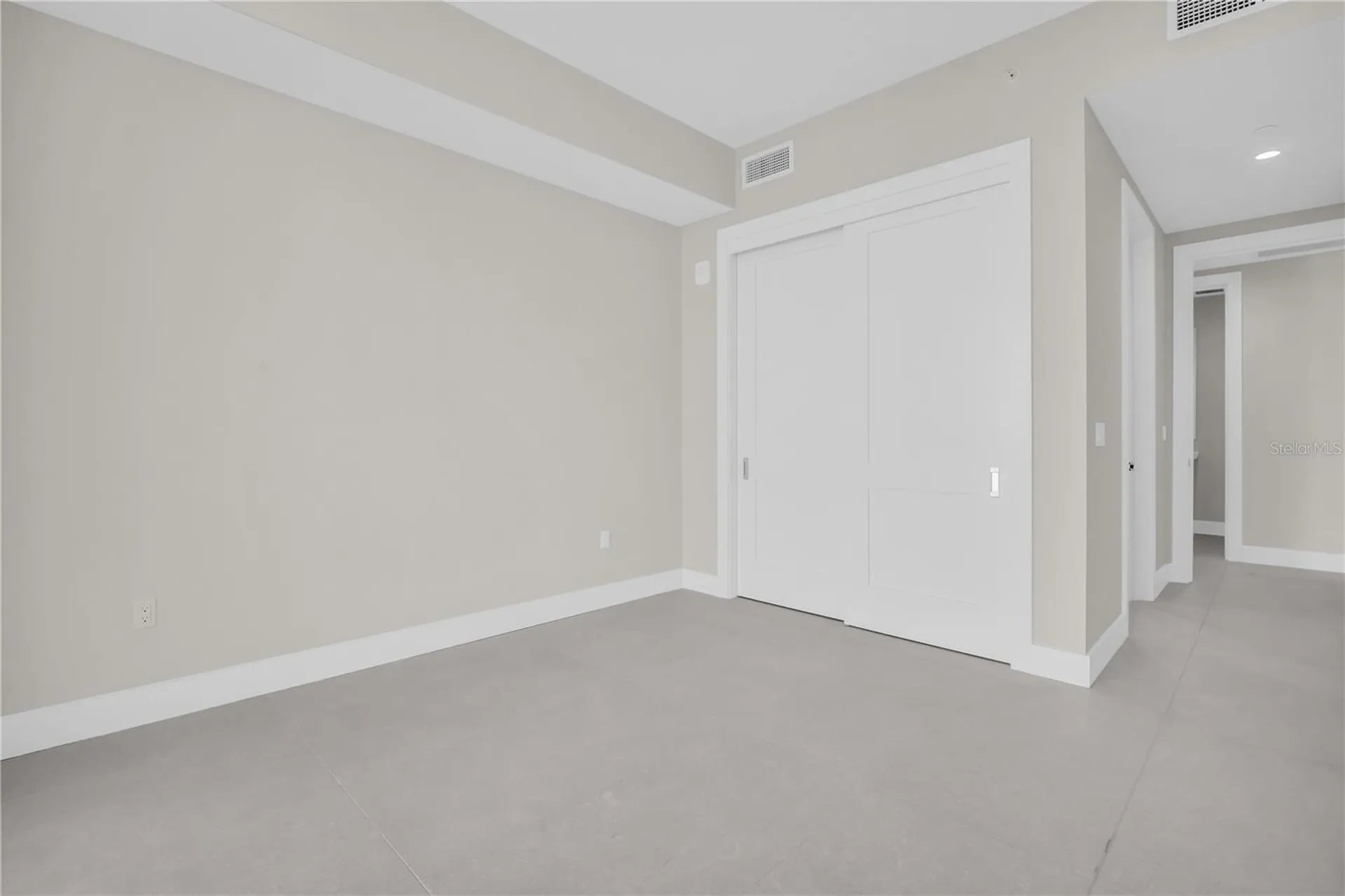 275 1st Avenue S St Petersburg FL 33701