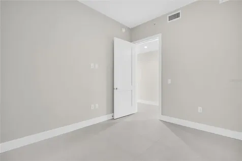 275 1st Avenue S St Petersburg FL 33701