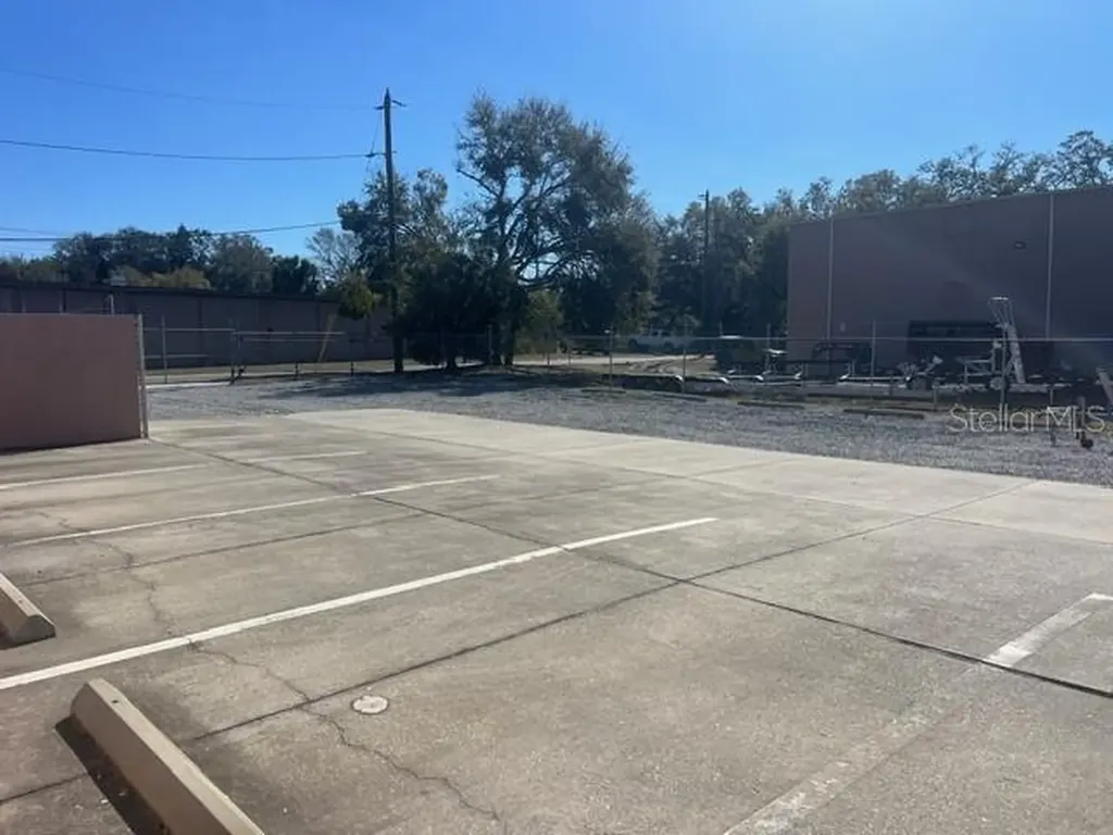 233 12th Street SW Largo FL 33770