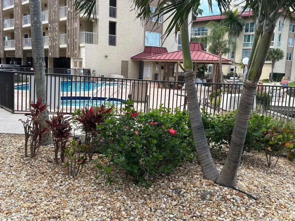 121 Island Way Clearwater Beach FL 33767