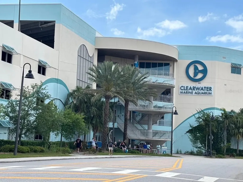 121 Island Way Clearwater Beach FL 33767