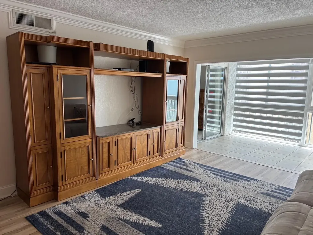 121 Island Way Clearwater Beach FL 33767