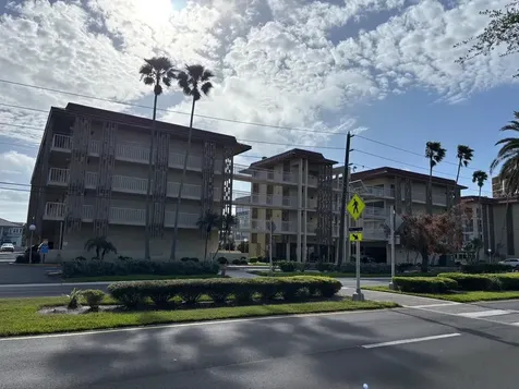 121 Island Way Clearwater Beach FL 33767