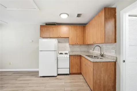 1283 Palm Street Clearwater FL 33755