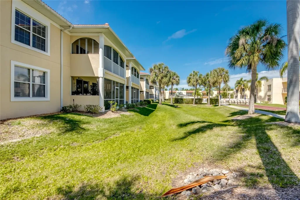 12515 Mcgregor Boulevard Fort Myers FL 33919