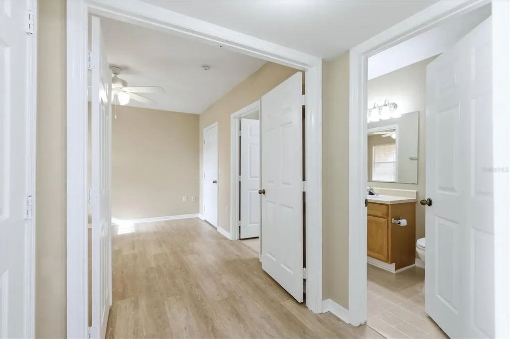 1015 Villagio Circle Sarasota FL 34237