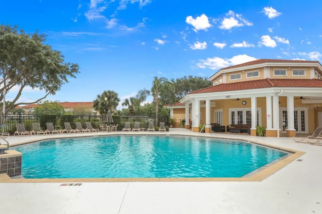 1015 Villagio Circle Sarasota FL 34237