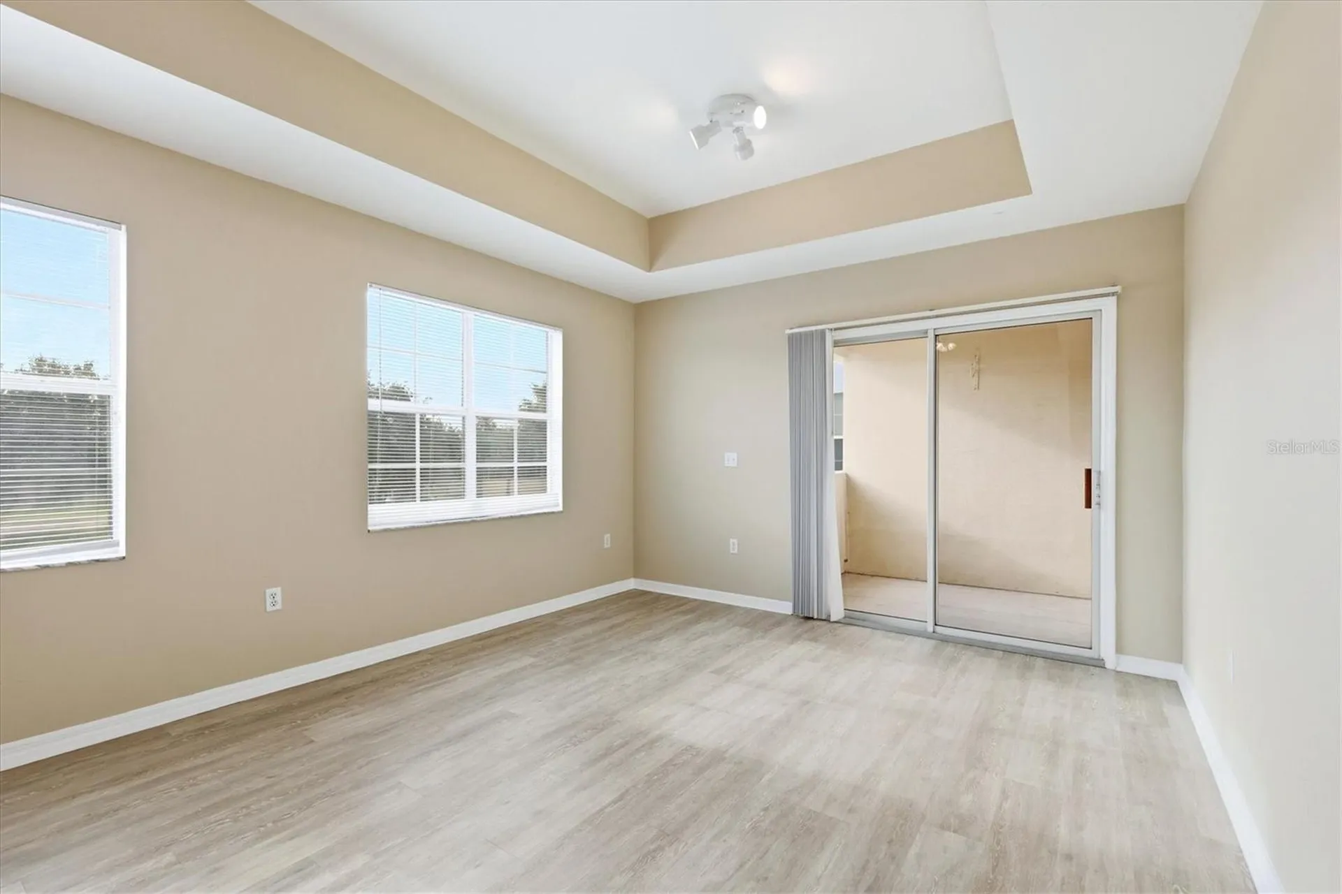 1015 Villagio Circle Sarasota FL 34237