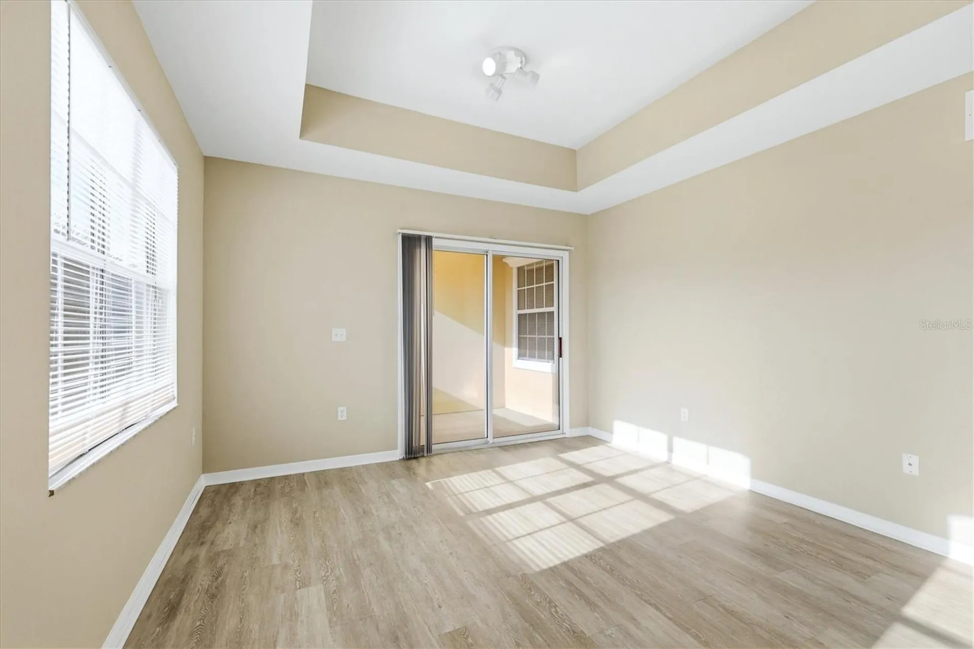 1015 Villagio Circle Sarasota FL 34237
