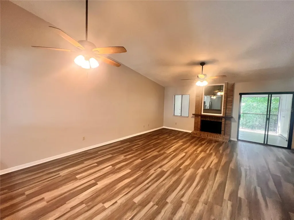 17 Escondido Circle Altamonte Springs FL 32701