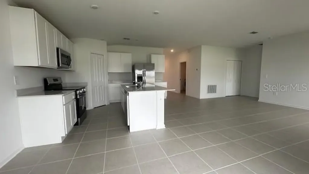303 Artemis Street Lake Wales FL 33853