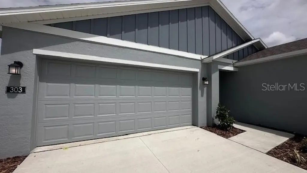 303 Artemis Street Lake Wales FL 33853