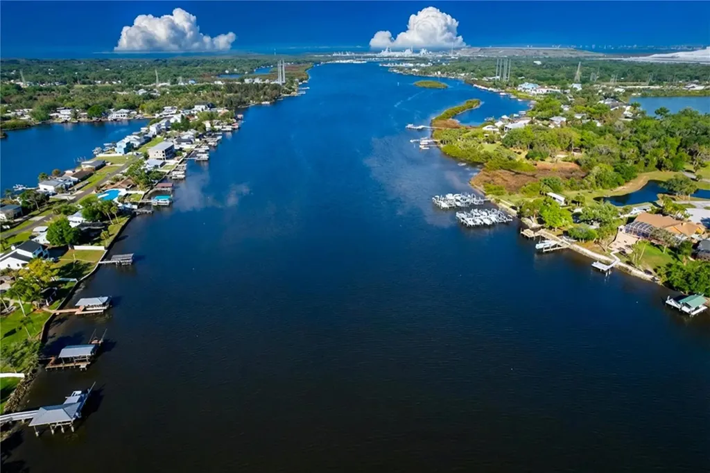9912 Vaughn Street Gibsonton FL 33534