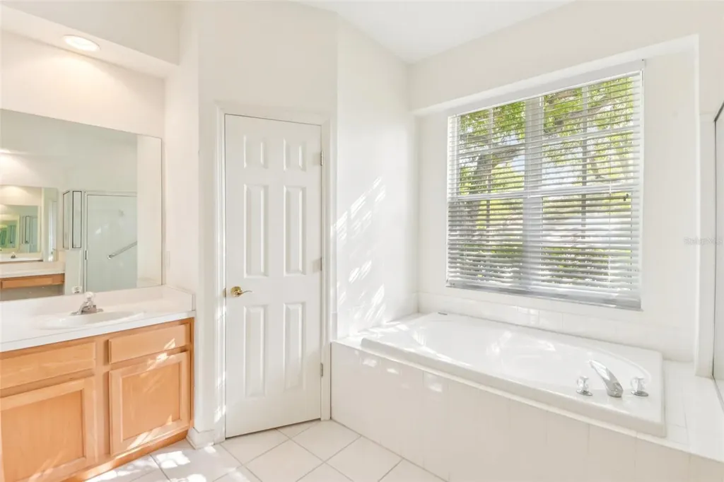 18108 Kennesaw Court Tampa FL 33647