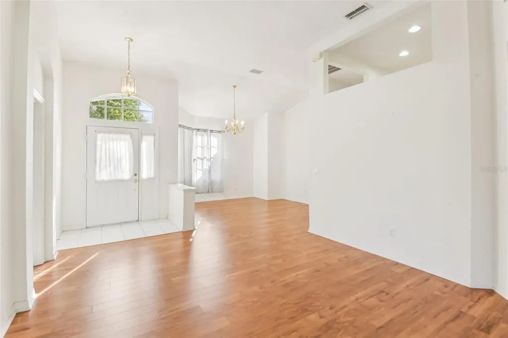 18108 Kennesaw Court Tampa FL 33647