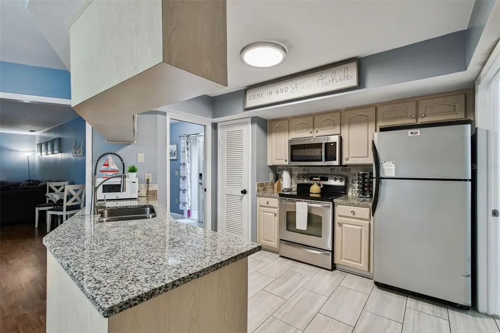 5005 Puritan Road Tampa FL 33617