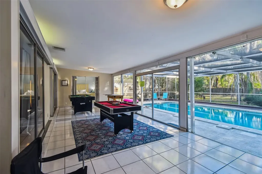 5005 Puritan Road Tampa FL 33617