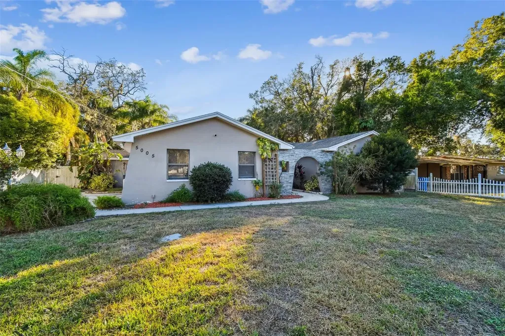 5005 Puritan Road Tampa FL 33617