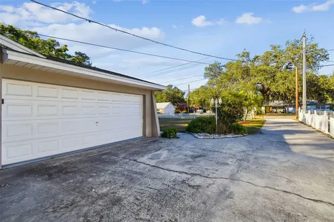 5005 Puritan Road Tampa FL 33617