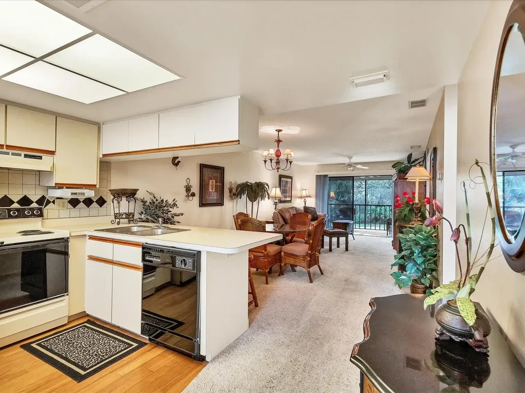 7794 Eagle Creek Drive Sarasota FL 34243