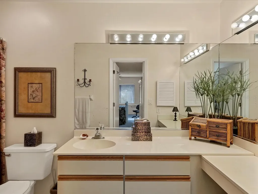 7794 Eagle Creek Drive Sarasota FL 34243