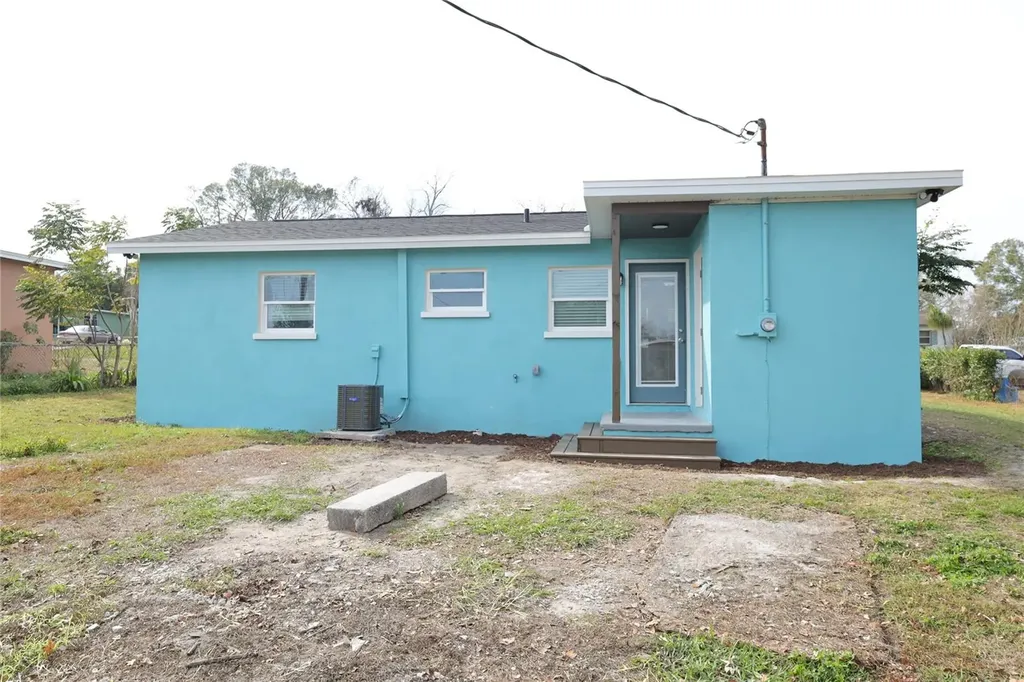 1723 Bush Avenue Lakeland FL 33805