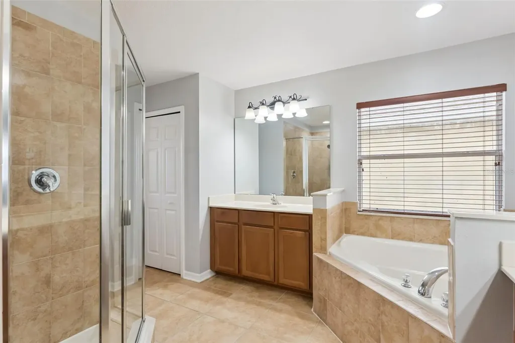 2319 Carnation Hill Court Orlando FL 32820