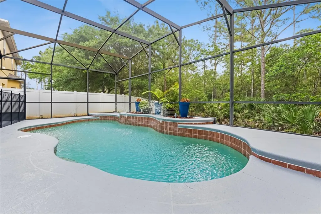 2319 Carnation Hill Court Orlando FL 32820
