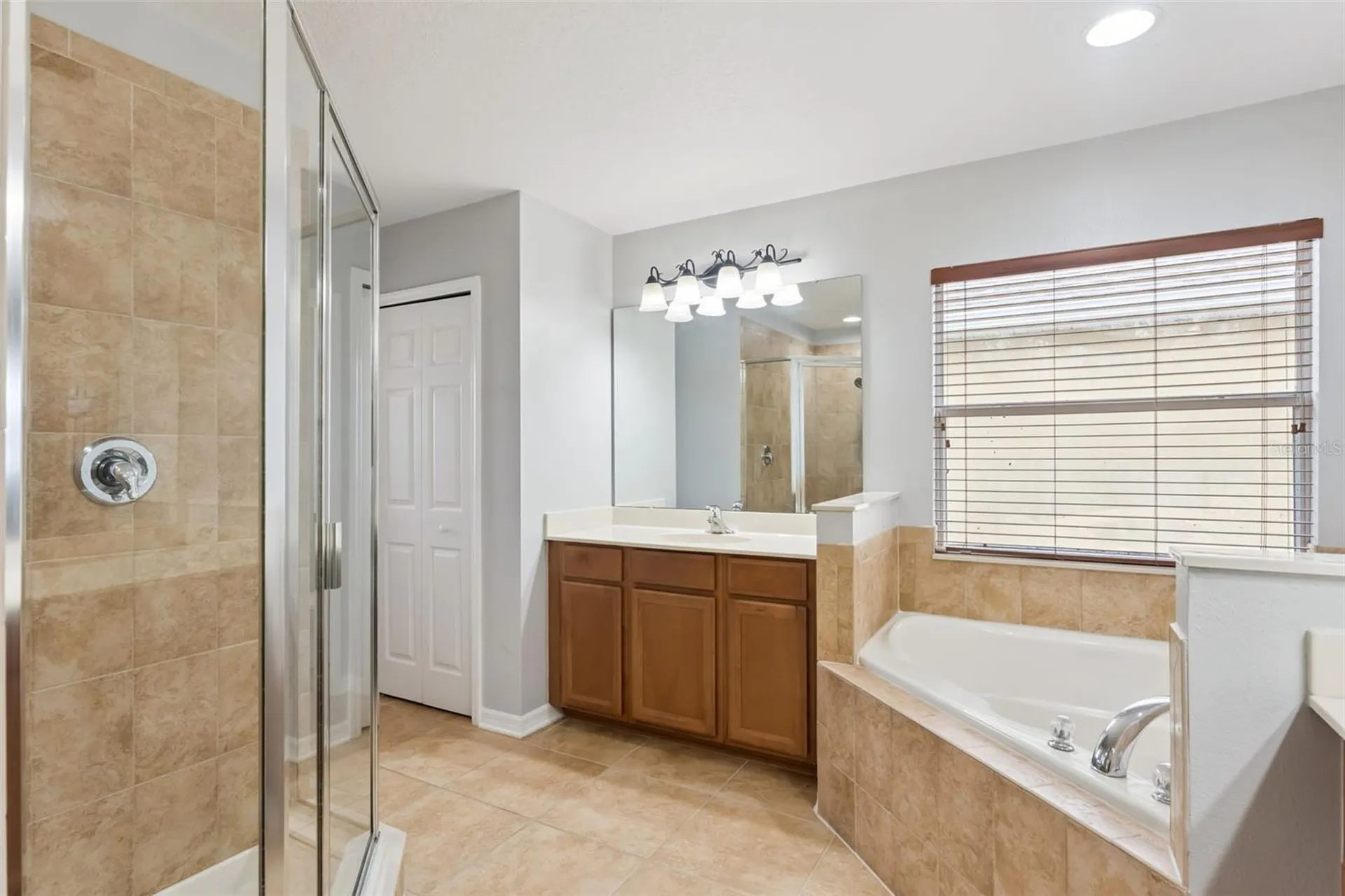 2319 Carnation Hill Court Orlando FL 32820