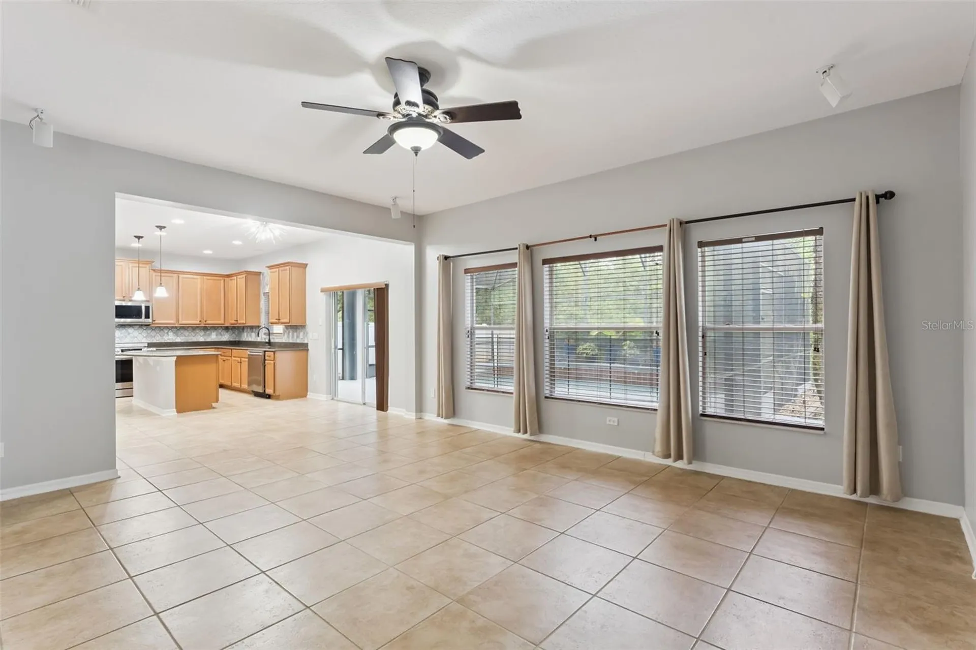 2319 Carnation Hill Court Orlando FL 32820