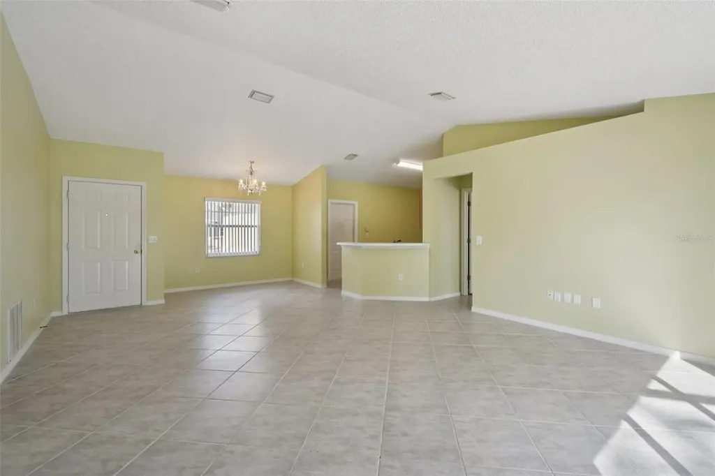62 Kankakee Trail Palm Coast FL 32164