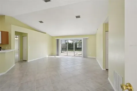 62 Kankakee Trail Palm Coast FL 32164