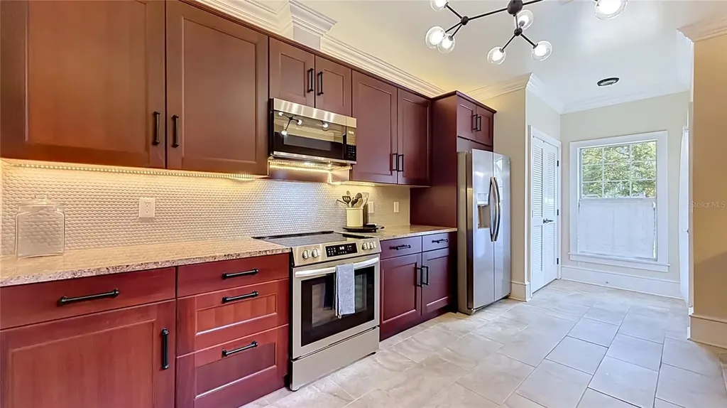 1620 Park Lake Street Orlando FL 32803