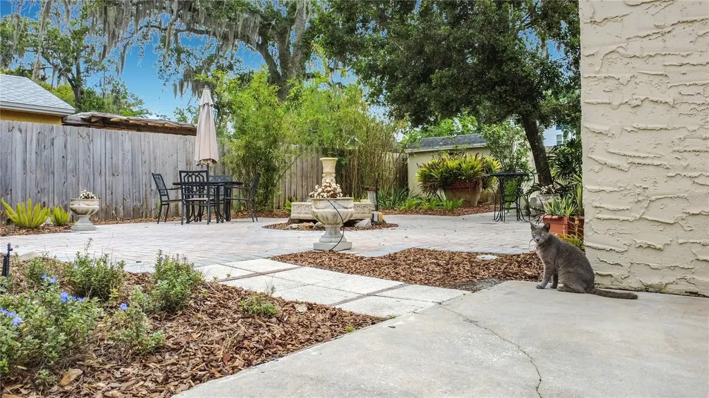1620 Park Lake Street Orlando FL 32803