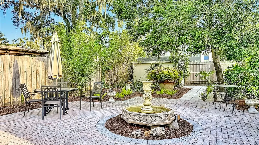 1620 Park Lake Street Orlando FL 32803