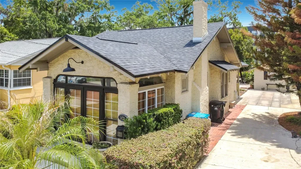 1620 Park Lake Street Orlando FL 32803