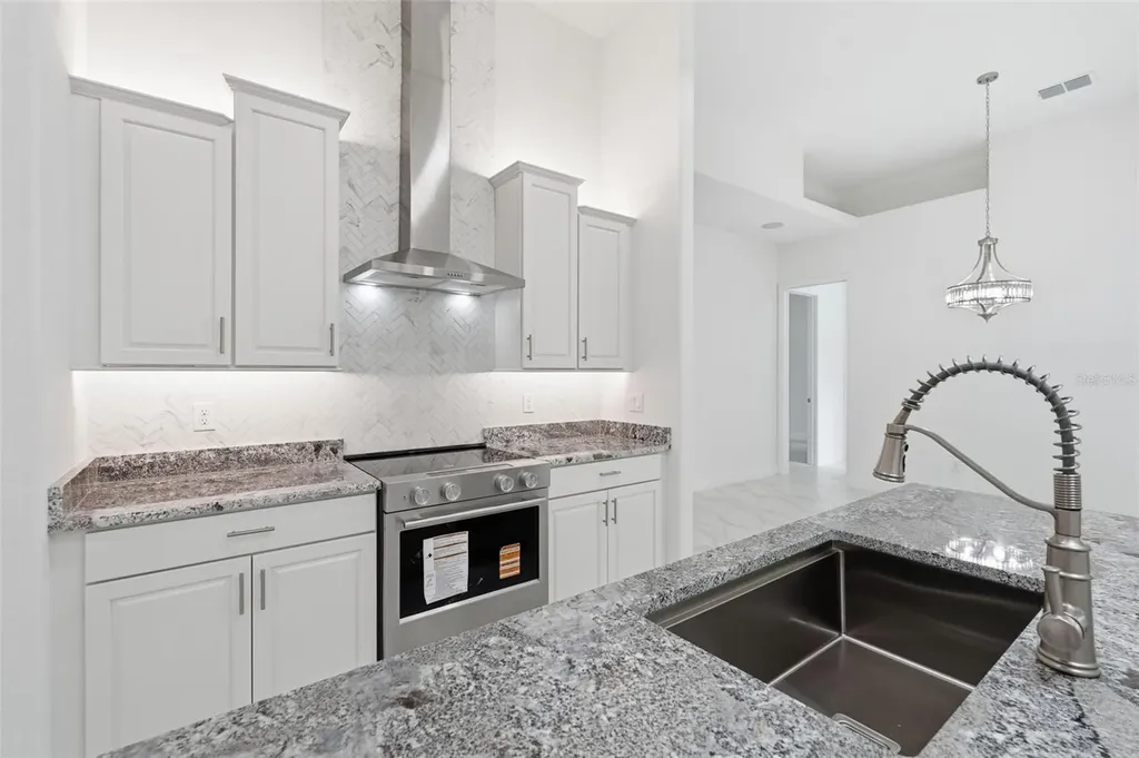 421 W Chase Street Hernando FL 34442
