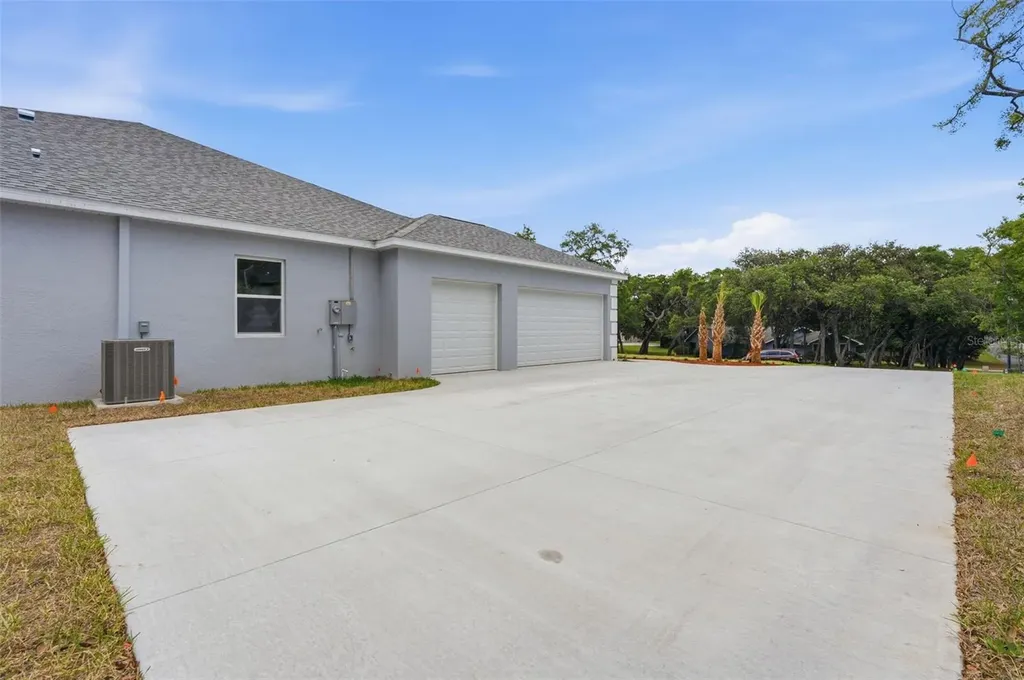 421 W Chase Street Hernando FL 34442