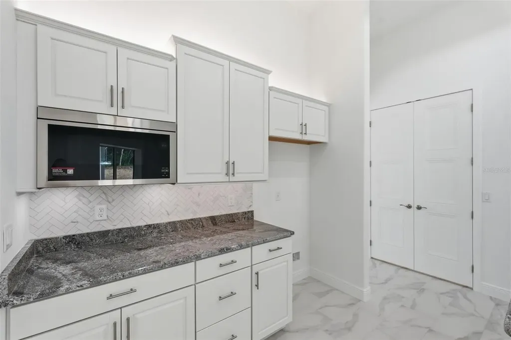 421 W Chase Street Hernando FL 34442