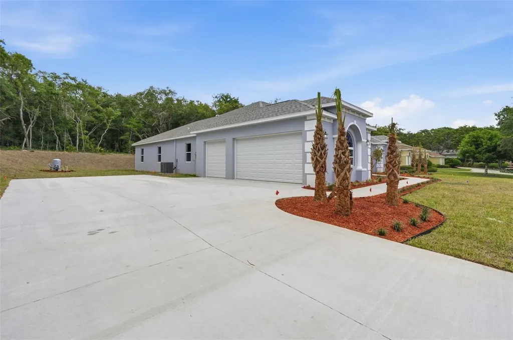 421 W Chase Street Hernando FL 34442