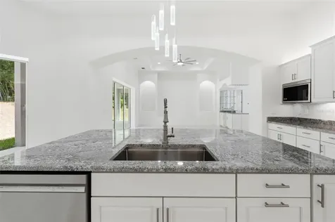 421 W Chase Street Hernando FL 34442