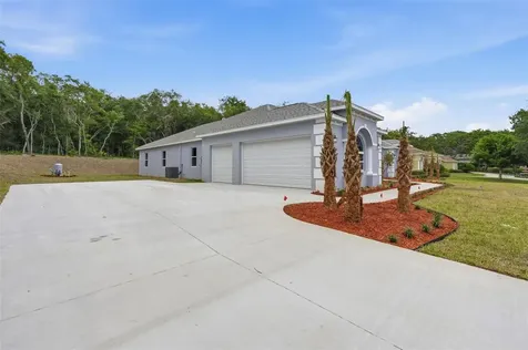 421 W Chase Street Hernando FL 34442