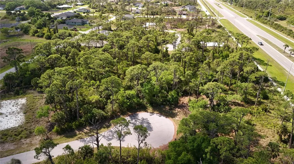 107 Hawk Drive Rotonda West FL 33947